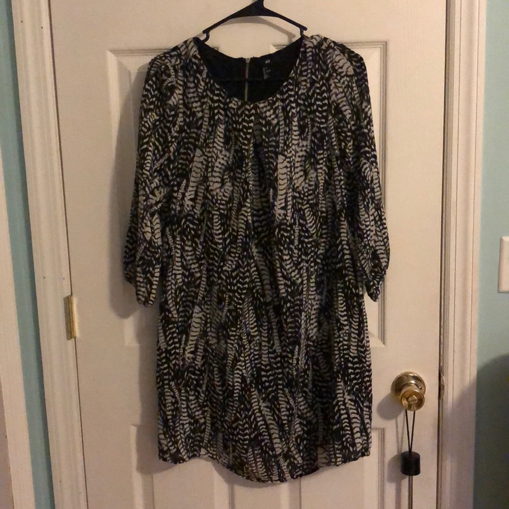 Quater sleeve dress